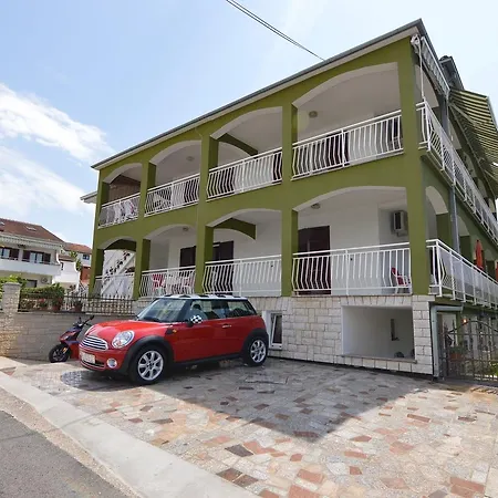 Sergggo - Location 5minute Walk Beach, Strand, Pensjonat 3*