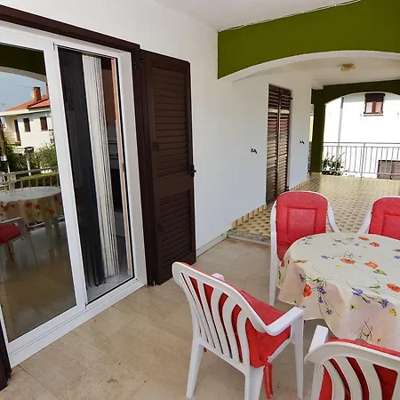 Sergggo - Location 5minute Walk Beach, Strand, 3* Poreč