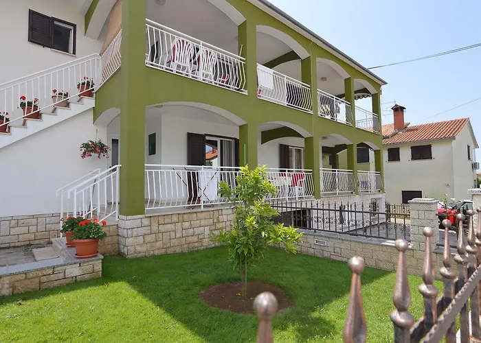 Sergggo - Location 5minute Walk Beach, Strand, Guest house Porec
