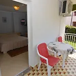 Guest house Sergggo - Location 5minute Walk Beach, Strand, 3*