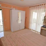 Sergggo - Location 5minute Walk Beach, Strand, Guest house Porec